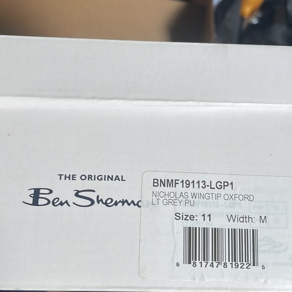 Ben Sherman Nicholas wingtip Oxford Shoes - Picture 4 of 4